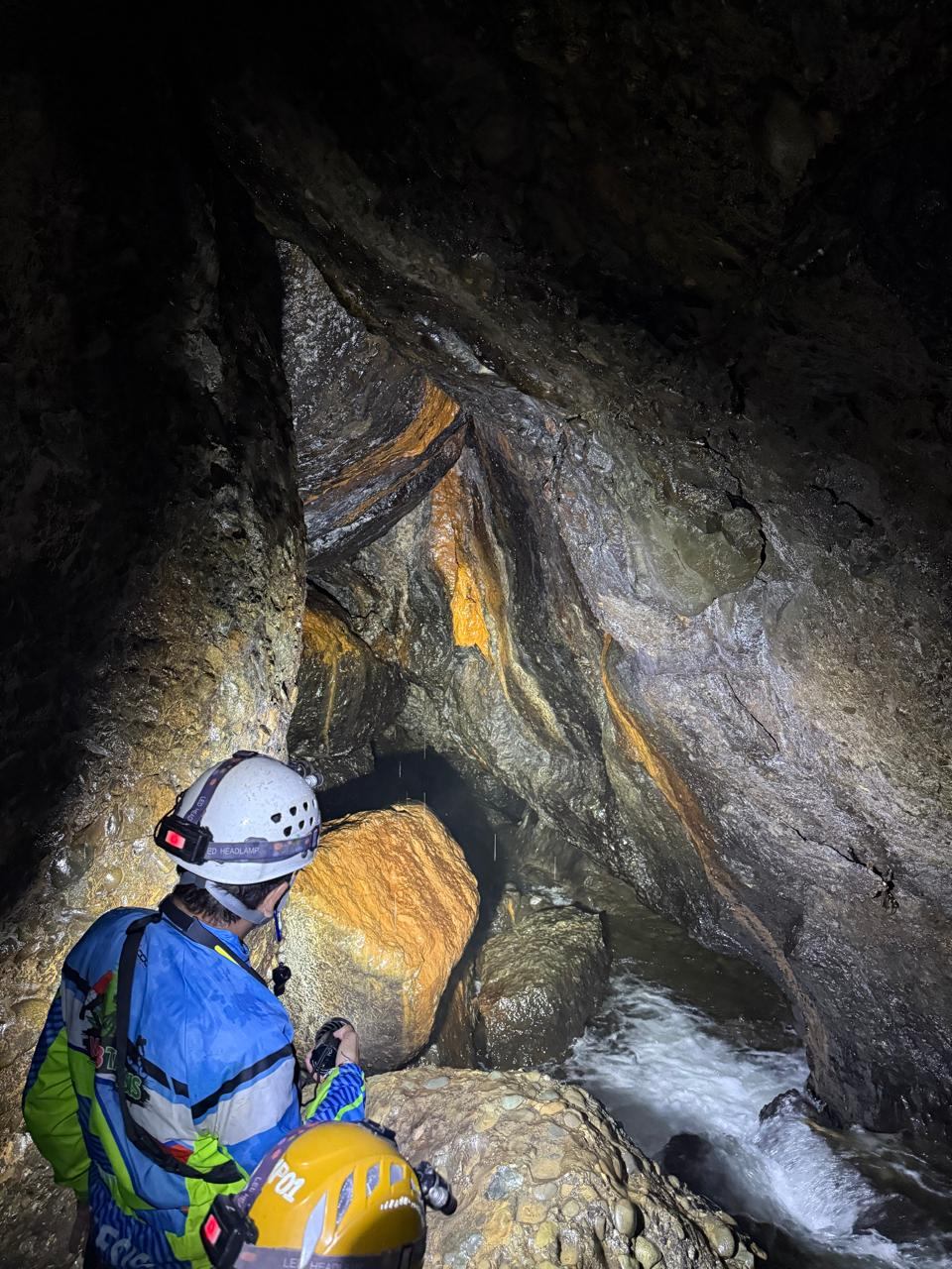 Exploración de cavernas